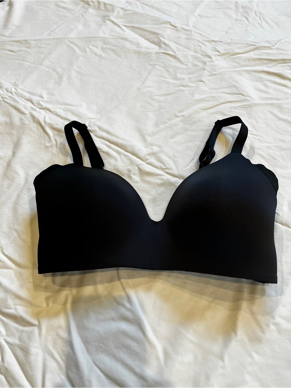 Wacoal Everyday Smooth T-Shirt Wireless Bra - Black - 34DD - Picture 4 of 7